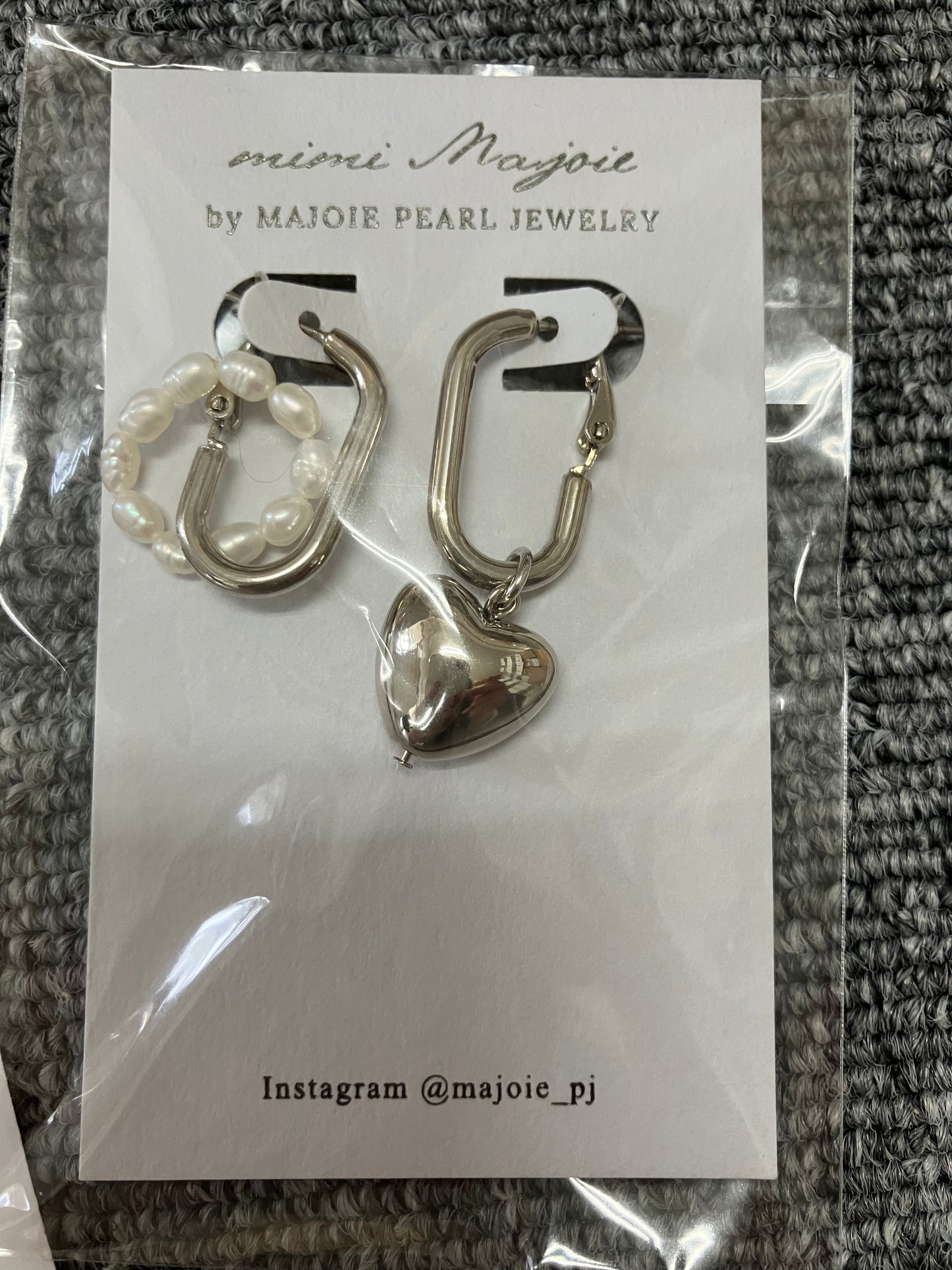 Titanium Earrings – Heart × Rice