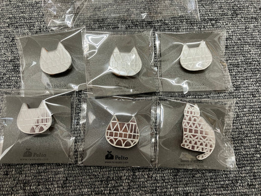 Mirror Cat Brooch