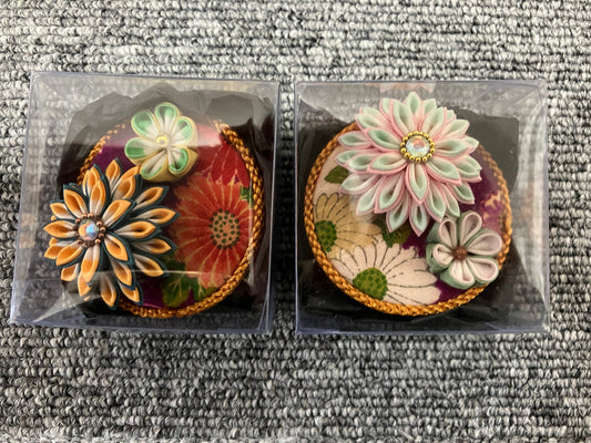 Brooch B